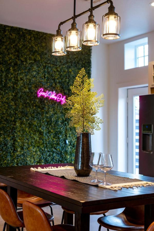 Container Haus Pet Friendly With Cowboy Pool Villa Fredericksburg Kültér fotó