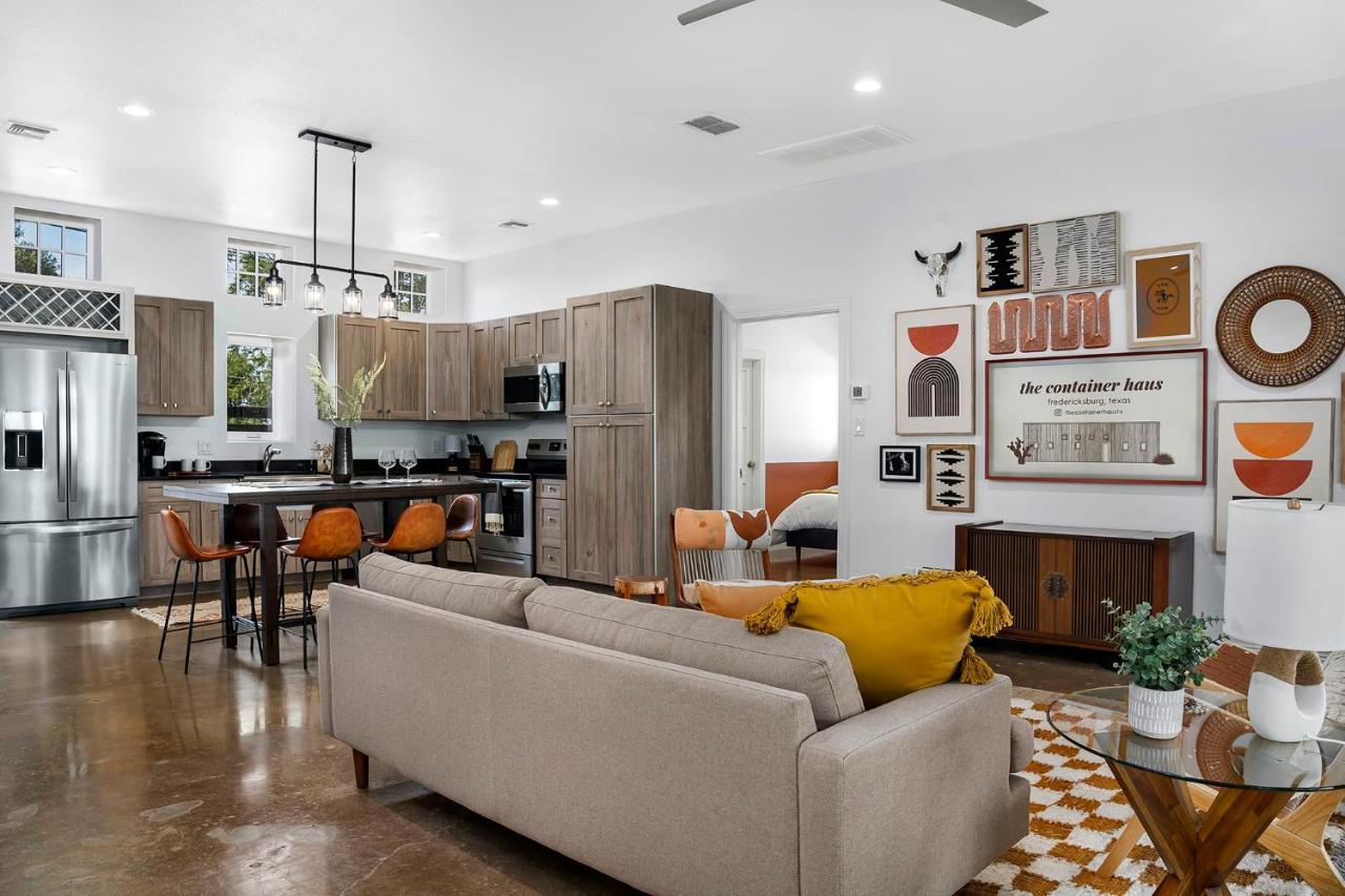 Container Haus Pet Friendly With Cowboy Pool Villa Fredericksburg Kültér fotó